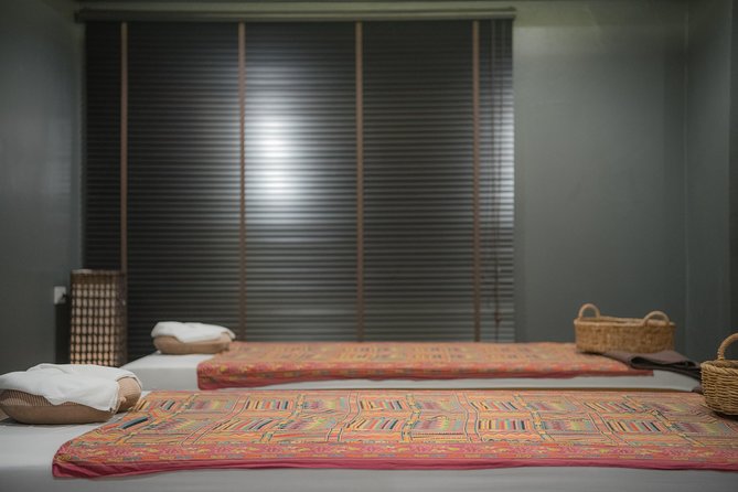 1.5 Hours Traditional Thai Massage with Herbal Compress - Free Transportation - How the $35.85 price holds up