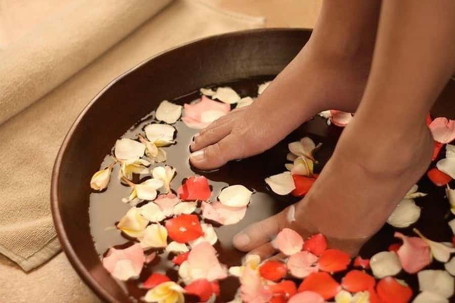 4 Hours Ultimate Spa Experience - Starting with the aromatherapy foot bath