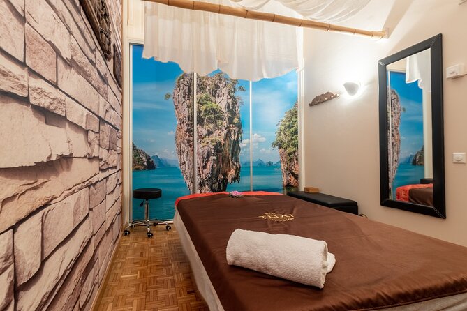 60 min Thai & Bali Massage at THAI SPA MASSAGE BARCELONA - How much value do you get for $90.70?