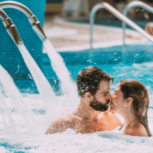 Adeje: Aqua Club Thermal Spa Entry Ticket - Floating in the 36°C salt-water Flotarium