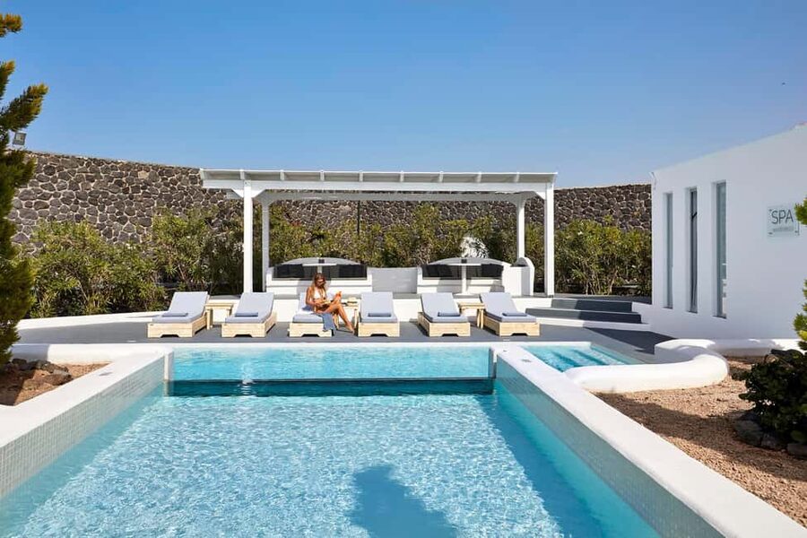 Akrotiri:Departure Day Spa Experience Couples Massage & Pool - What the Shared Room Policy Means