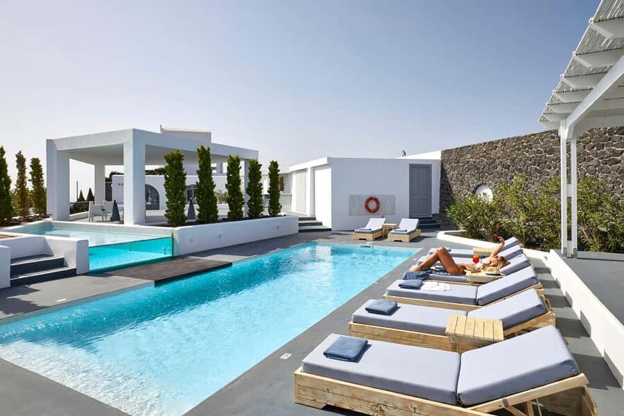 Akrotiri:Departure Day Spa Experience Couples Massage & Pool - Timing Your Last Day in Santorini
