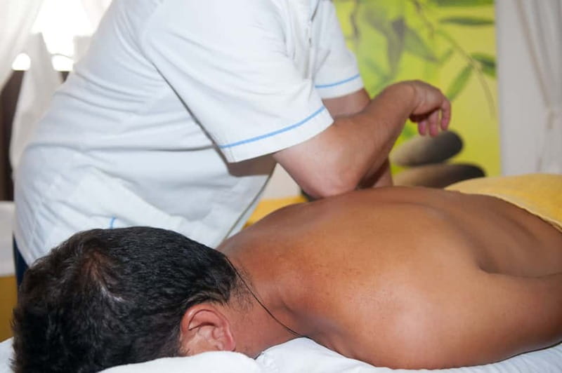 Akrotiri: Travel Recovery Aromatherapy Massages - Should you book the Akrotiri massage?