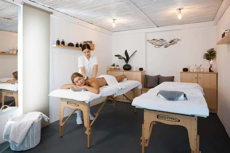 Akrotiri: Travel Recovery Aromatherapy Massages - Choosing between four massage styles