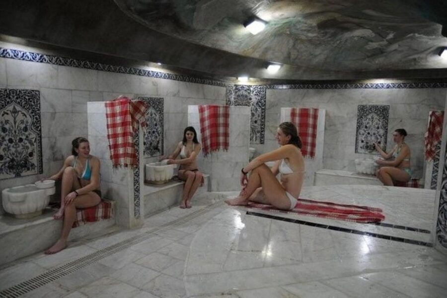 Alanya Turkish Bath – 4 Hammam Options for Pure Relaxation - The 20-minute oil massage