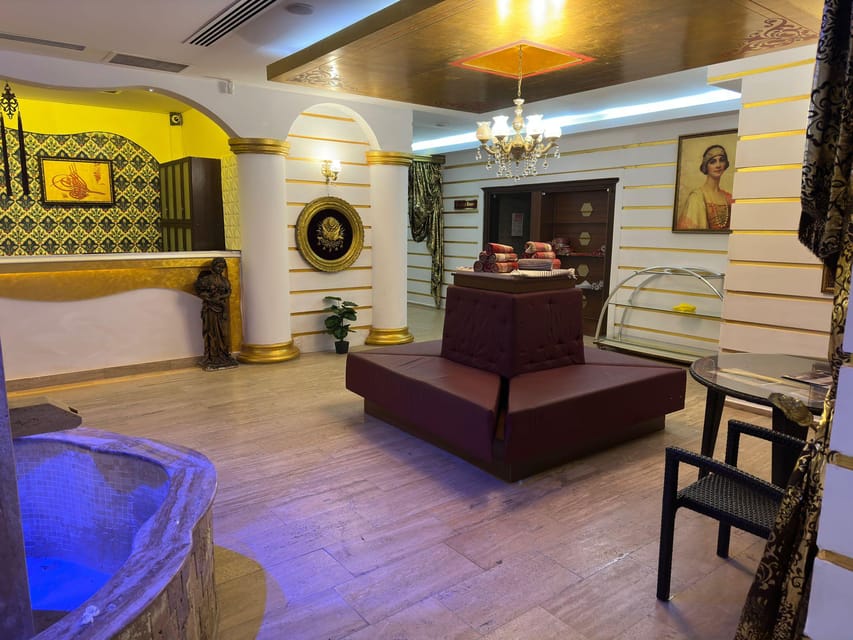 Alanya: Turkish Bath with Foam and Aromatherapy Massages - The scrub: the most traditional part