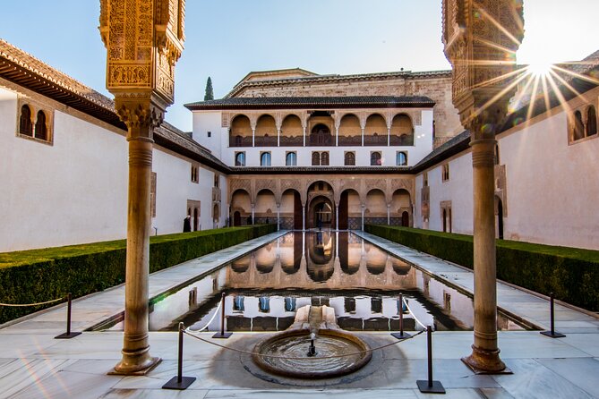 Alhambra Tour and Nazaries Palaces with Hammam Massage Experience - Hammam Al Andalus: seven pools and a quiet reset