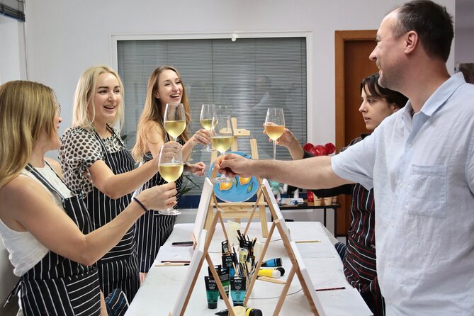 Alicante: Fluid Art-Therapy Workshop&Wine - The real value of the $34 price