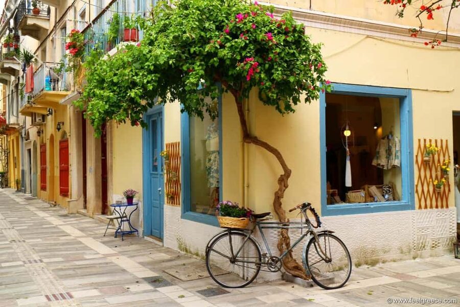 Ancient Corinth, acrocorinth castle and Thermal Spa Day - Daphni Monastery starts the morning quietly