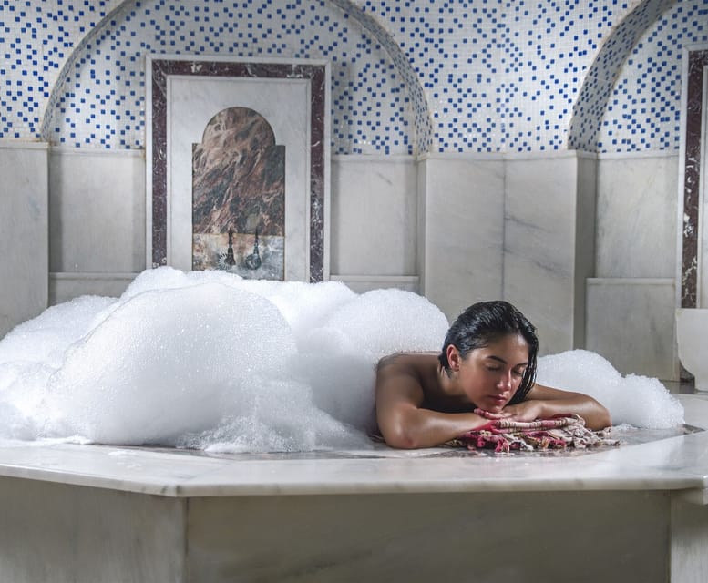 Antalya: Ladies Turkish Bath Hamam - Wellness Spa Center - Starting with sauna or steam heat