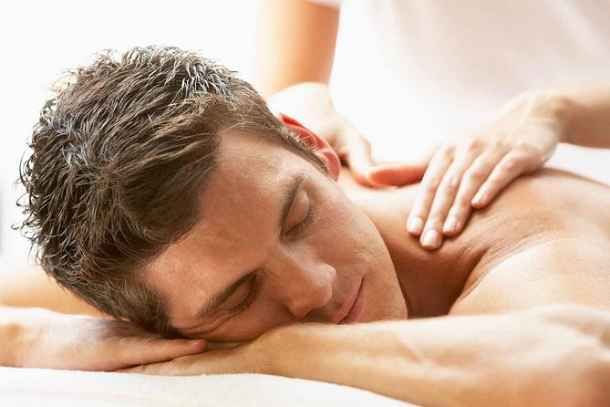 Aroma Massage - Enjoy a complete Spa experience from the comfort of your room - Timing your appointment around sightseeing