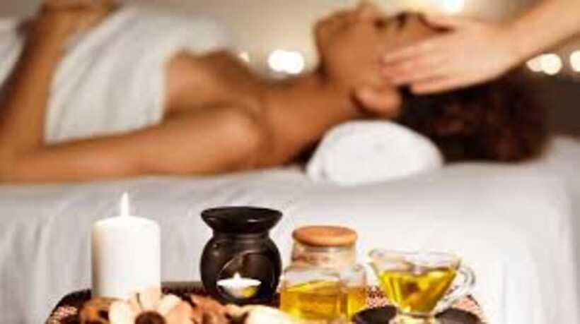 Bali: Half Day City Tour with Relaxing Aromatherapy Massage - Free time for shopping and an unhurried stop