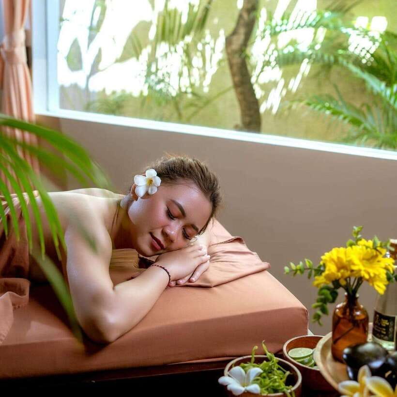 Bali: Luxury Spa Balinese Massage Package Experience - Private treatment and optional hotel pickup