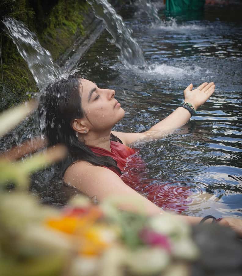 Bali: Sacred Water Temple Ritual and Balinese Healing Spa - Who should book this experience