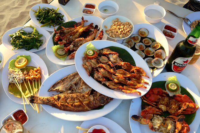 Bali Spa Packages and Uluwatu Sunset Trip with Dinner - Uluwatu Temple is the dramatic main event