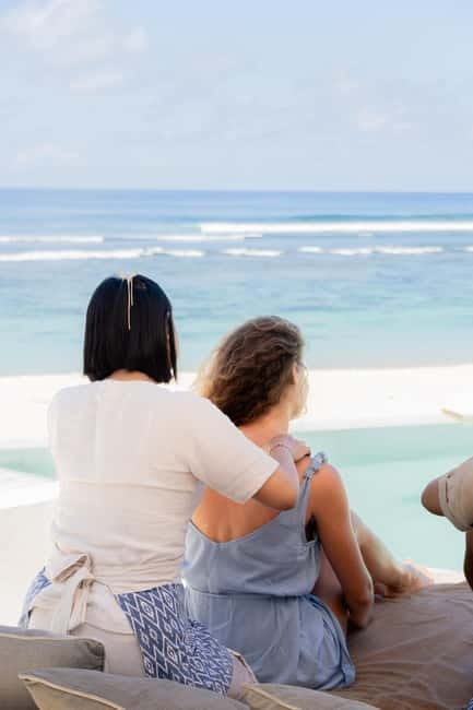 Bali: Svaha Spa Melasti Massage & Beachfront Club Experience - A massage with Melasti Beach at your side