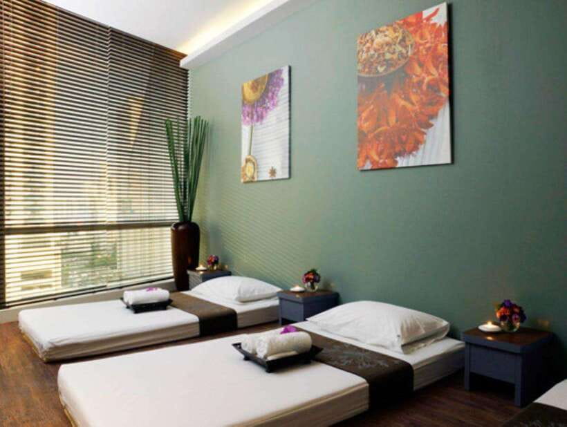 Bangkok: Let's Relax Spa Terminal 21 E-Voucher - Key points at a glance