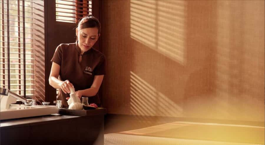 Bangkok: The Peninsula Spa At The Peninsula Hotel E-Voucher - A calm riverside setting at The Peninsula Hotel