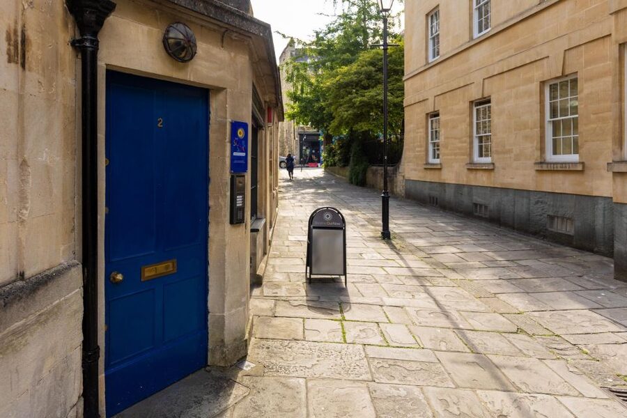 Bath: Guided Relaxation and Sound Bath - A realistic look at the benefits