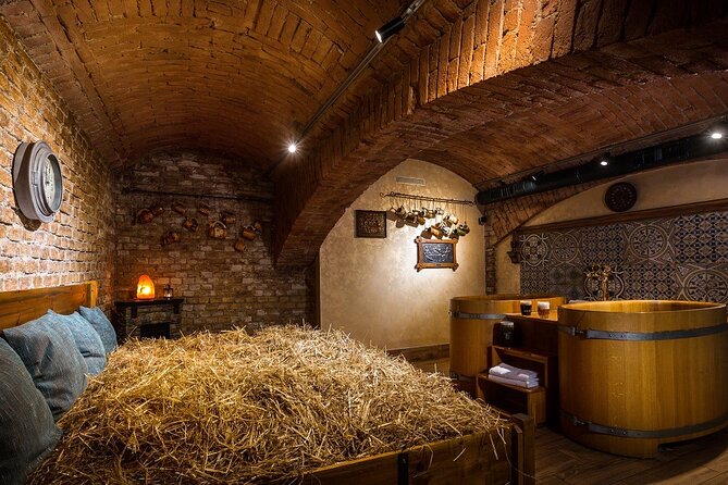 Beer bath Spa for 2 people/ 1 tub - 1,5 hour Activity in Prague - Beer, health claims, and what you should expect