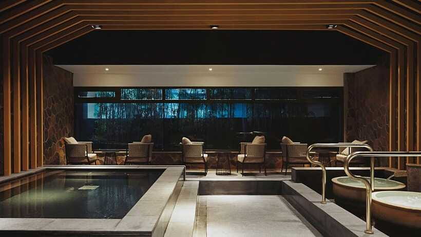 Beijing : SHUIGUO luxury SPA & Recreation Club day ticket - Is this suitable for families and solo visitors?