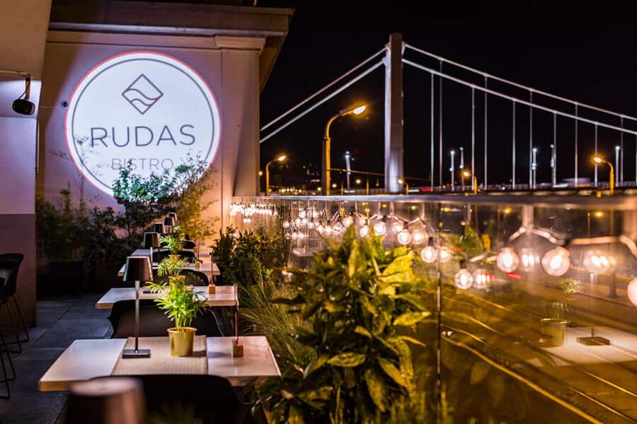 Budapest: Rudas Turkish Bath or Spa Day Pass & 3-Course Meal - Key points to know