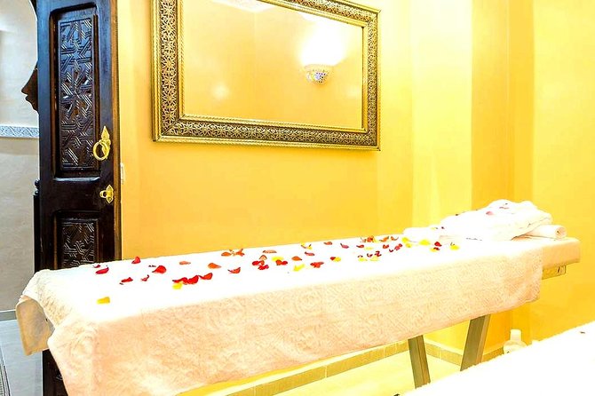 Camel Ride and Spa Treatment in Marrakech - Trying the jilbab and Saharan scarf