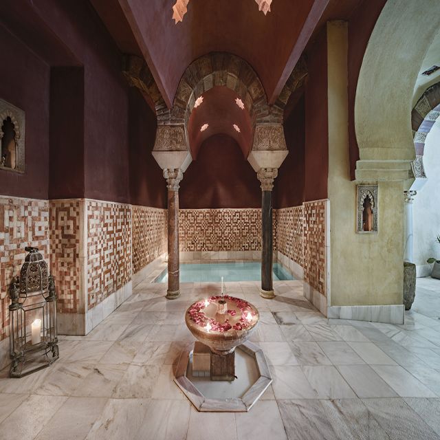 Córdoba: Hammam Al Ándalus Entry Ticket w/Optional Massage - Price, value, and who should pay for the add-ons