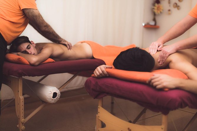 Couple Massage: 1 hour - A one-hour reset in central Granada