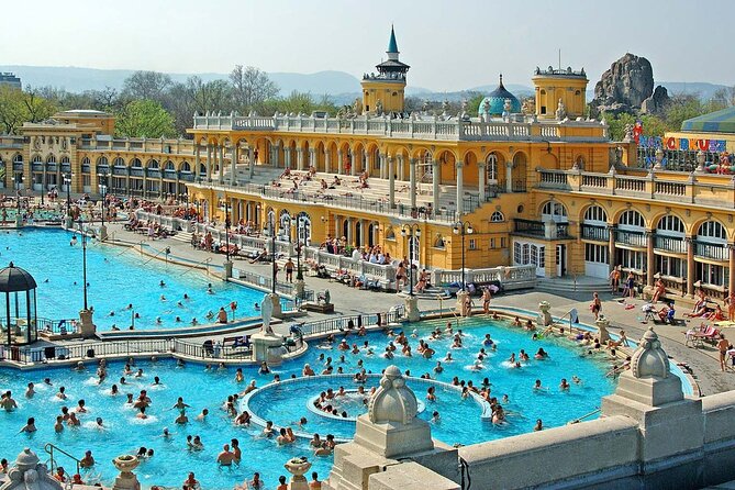 Entrance to Szechenyi Spa in Budapest - How long should you stay?