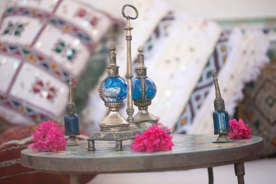 Fes: Traditional Hammam Massage in a Luxury Palace - What happens during the traditional hammam scrub