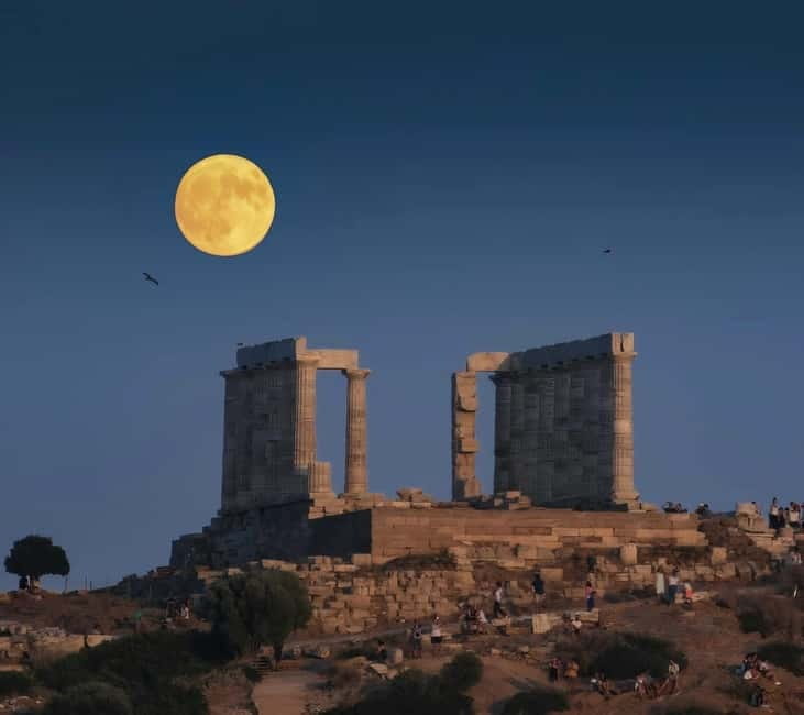 From Athens: Lake Vouliagmeni Spa & Temple of Poseidon Tour - Lake Vouliagmeni: a short swim with a strange bonus