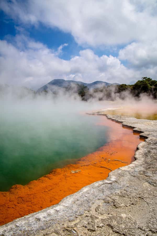 From Auckland: Wai-O-Tapu & Polynesian Spa Rotorua Day Tour - The three-hour ride from Auckland