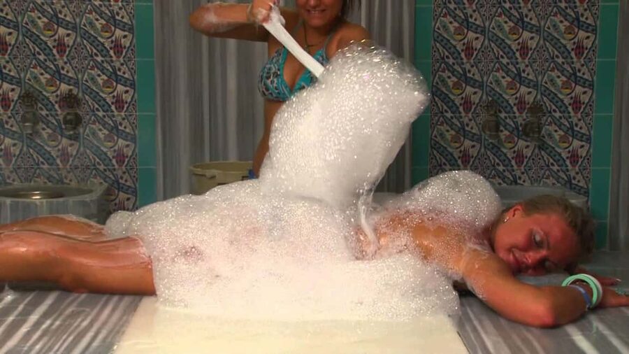 From Fethiye/Oludeniz/Calis: Turkish Bath With Oil Massage - Face mask, tea, and Turkish delight