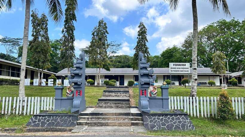 From Singapore, Batam Heritage Day Tour with Lunch & Massage - The 70-minute ferry to Sekupang