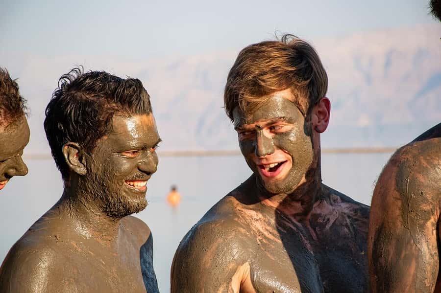 From Tel Aviv: Full-Day Dead Sea Relaxation Tour - The Dead Sea beach experience