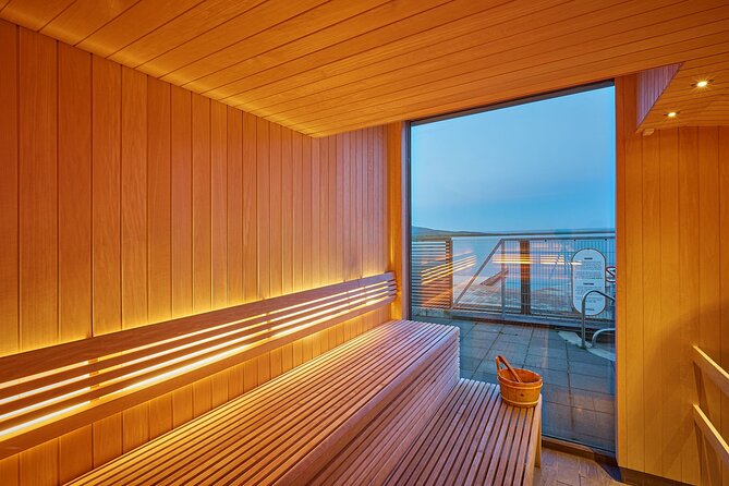 Golden Circle and Fontana Geothermal Spa Day Trip from Reykjavik - What to pack for a nine-hour outing