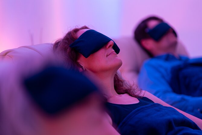 Guided relaxation and sound bath - The setting, entrance, and location
