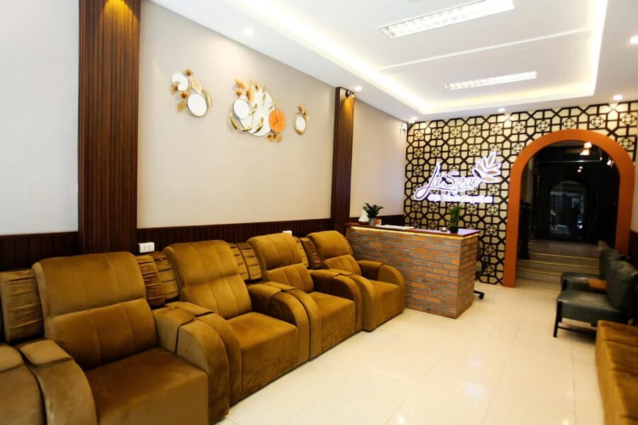 Hanoi Lá spa Massage 38: Combo Shampoo & body Massage 120' - Two Old Quarter locations and what they mean for your plans