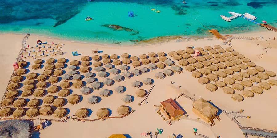 Hurghada: Hula Hula Cruise with Lunch, Massage, & Snorkeling - Snorkeling is the real reason to go