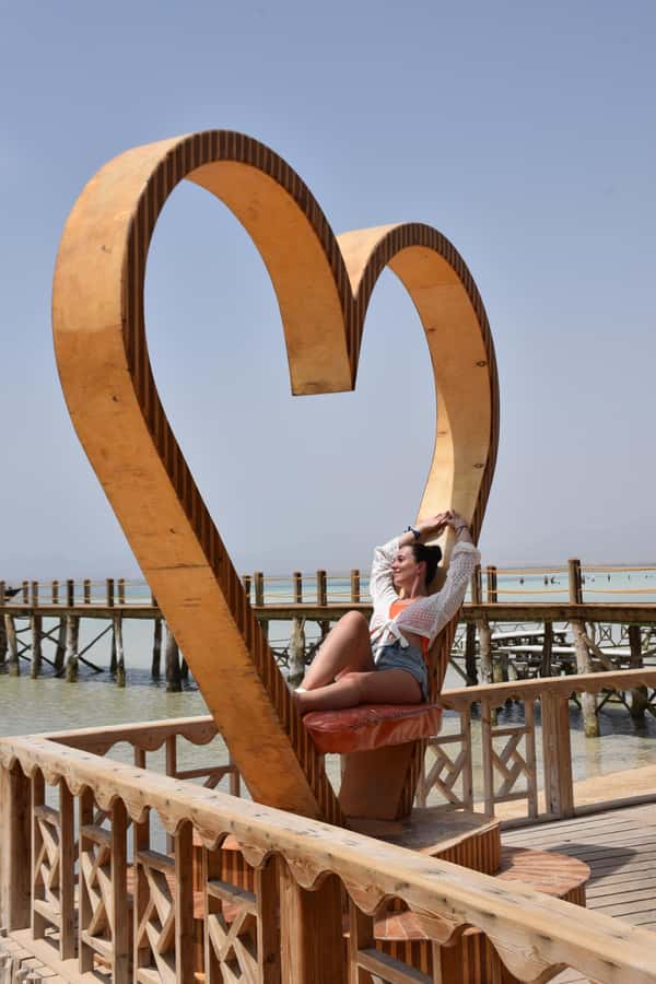 Hurghada:Luxury Diving & Snorkeling inc/Island/Lunch/Massage - Lunch, drinks, and the life aboard the yacht