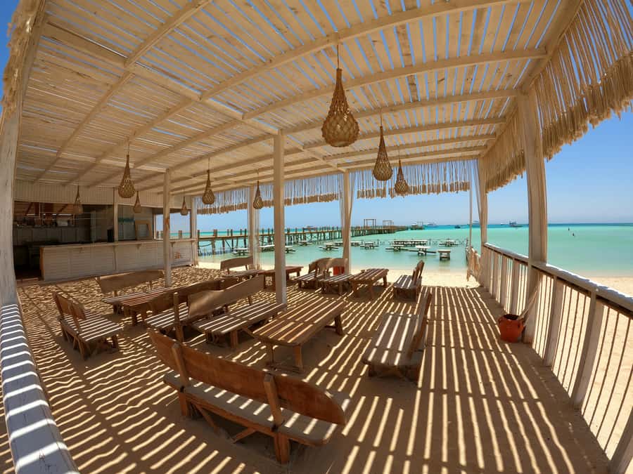 Hurghada: Snorkeling 6 x 1 to Orange Bay w Diving & Massage - Two snorkeling stops around Giftun Island