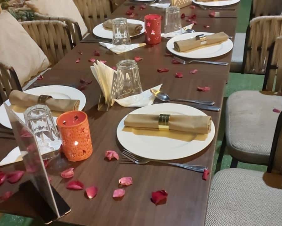 Marrakech: Romantic Spa Experience with Dinner - A romantic dinner at Restaurant Chouf L’Or