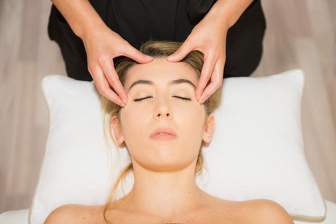 Massage Experience in Granada - Couples massage and small-group comfort