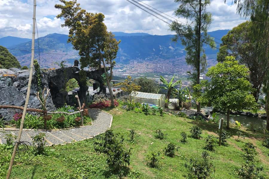 Medellin: Horseback Riding Coffee Farm Tour with Coffee Spa - Should You Book the Don Leandro Tour?