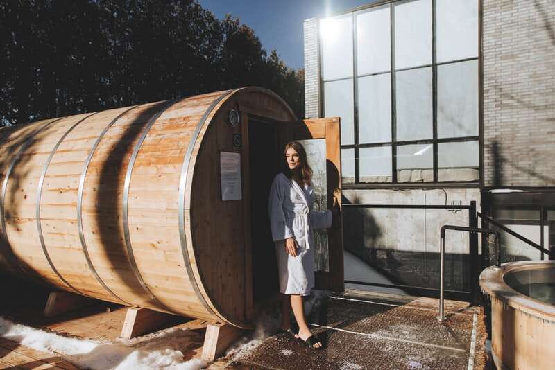 Montreal: Nordic Spa Thermal Experience - Check-in, clothing, and practical details