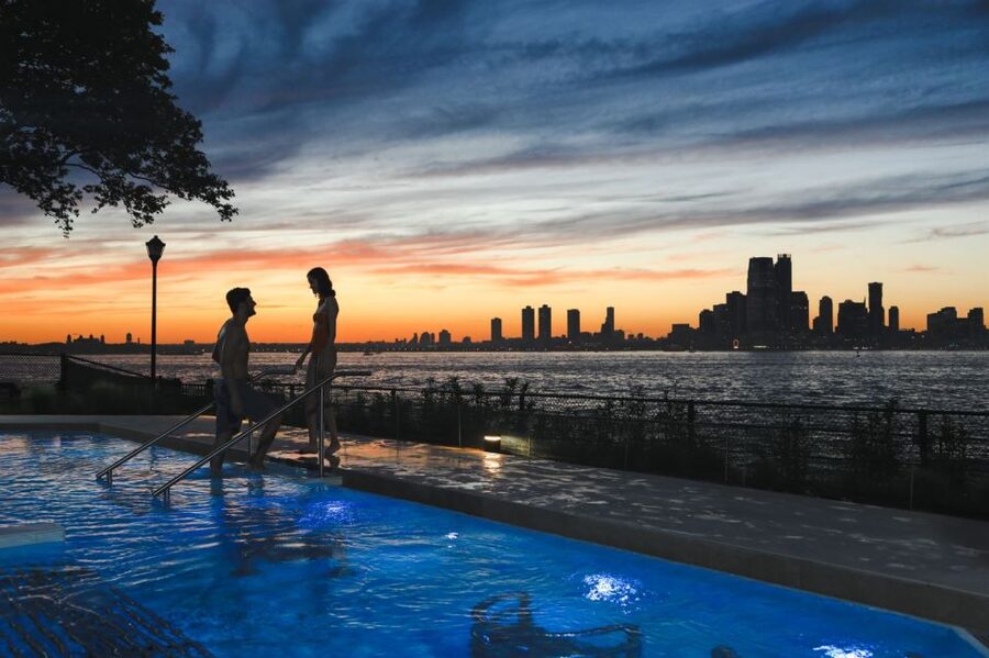 New York City: Entry Ticket to QC NY Spa on Governors Island - Who will enjoy QC NY most?
