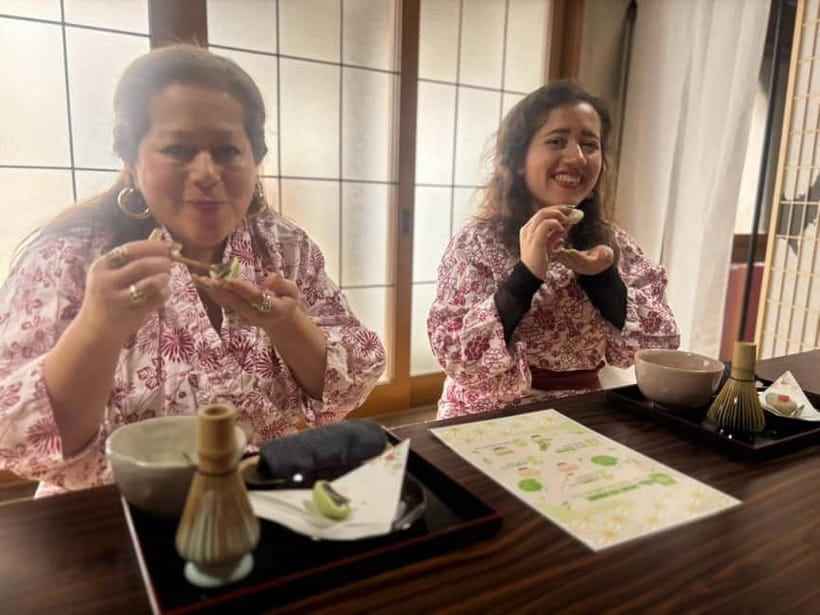 Osaka Temple Head Spa &Matcha Facial – Refresh & Glow〈90min〉 - Yukata photos to take home