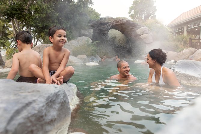 Polynesian Spa Rotorua: Deluxe Lake Spa Hot Spring Bathing - What the cold plunge adds