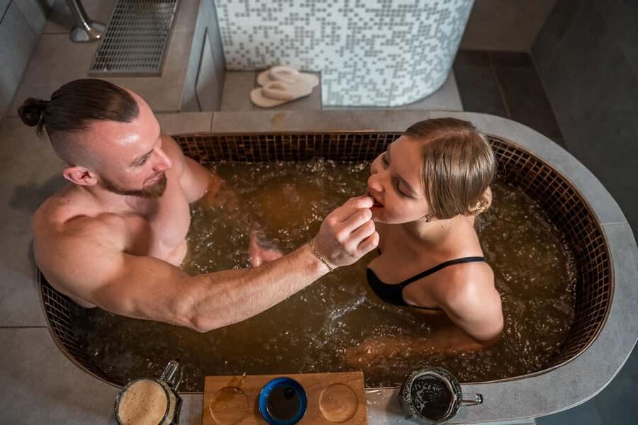 Prague: Beer Spa Experience with Unlimited Beer and Sauna - How the Session Feels in Practice